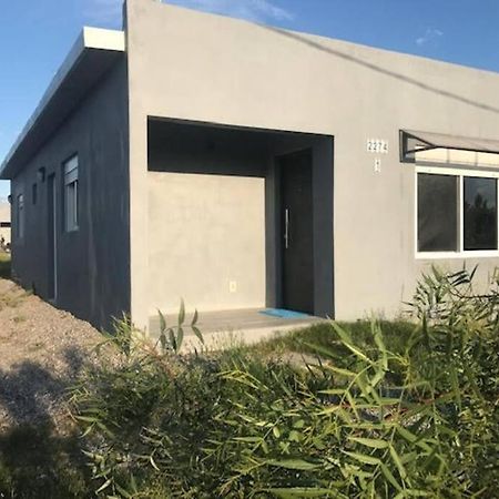 Comoda Casa Con Jardin En 科洛尼亚-德尔萨克拉门托 外观 照片