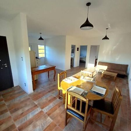 Comoda Casa Con Jardin En 科洛尼亚-德尔萨克拉门托 外观 照片